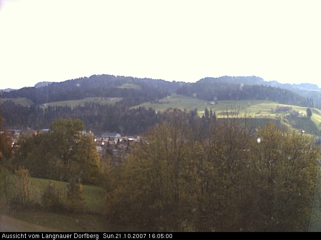 Webcam-Bild: Aussicht vom Dorfberg in Langnau 20071021-160500