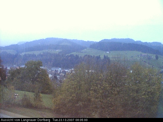 Webcam-Bild: Aussicht vom Dorfberg in Langnau 20071023-080500