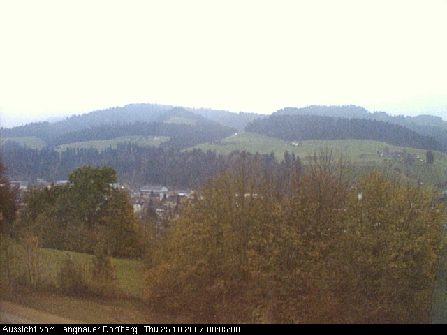 Webcam-Bild: Aussicht vom Dorfberg in Langnau 20071025-080500