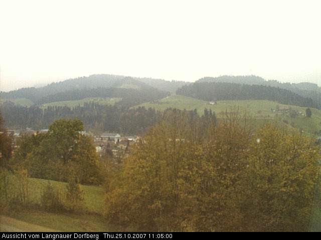 Webcam-Bild: Aussicht vom Dorfberg in Langnau 20071025-110500