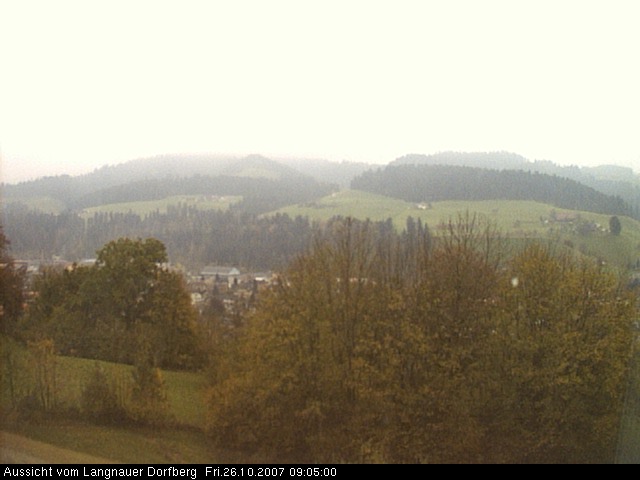 Webcam-Bild: Aussicht vom Dorfberg in Langnau 20071026-090500