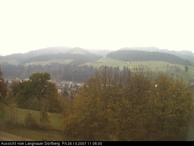 Webcam-Bild: Aussicht vom Dorfberg in Langnau 20071026-110500