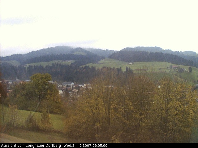 Webcam-Bild: Aussicht vom Dorfberg in Langnau 20071031-090500