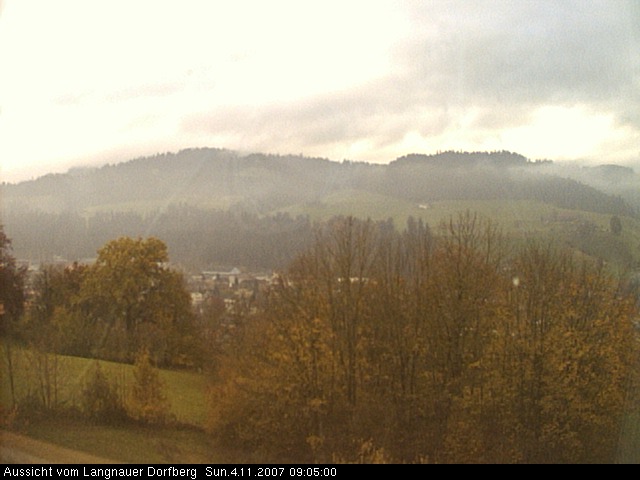Webcam-Bild: Aussicht vom Dorfberg in Langnau 20071104-090500