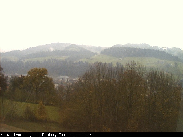 Webcam-Bild: Aussicht vom Dorfberg in Langnau 20071106-100500