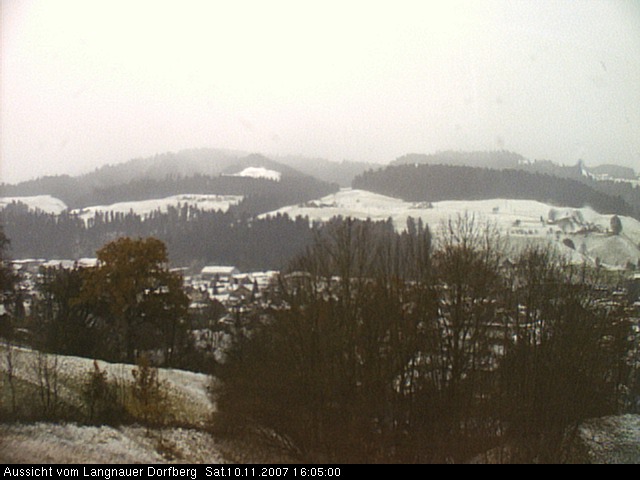 Webcam-Bild: Aussicht vom Dorfberg in Langnau 20071110-160500
