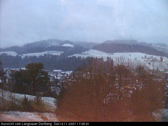 Webcam-Bild: Aussicht vom Dorfberg in Langnau 20071110-170500