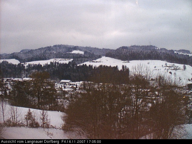 Webcam-Bild: Aussicht vom Dorfberg in Langnau 20071116-170500