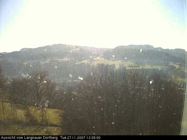 Webcam-Bild: Aussicht vom Dorfberg in Langnau 20071127-120500