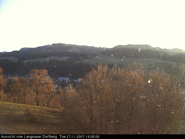 Webcam-Bild: Aussicht vom Dorfberg in Langnau 20071127-160500