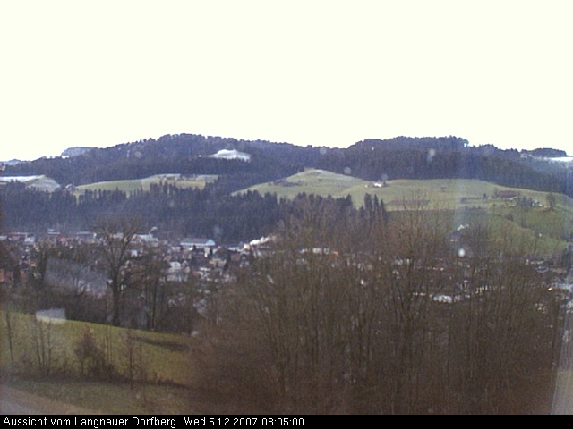 Webcam-Bild: Aussicht vom Dorfberg in Langnau 20071205-080500