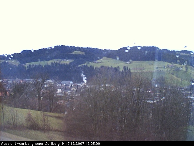 Webcam-Bild: Aussicht vom Dorfberg in Langnau 20071207-120500