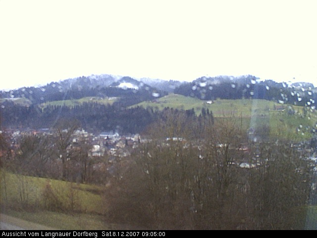 Webcam-Bild: Aussicht vom Dorfberg in Langnau 20071208-090500