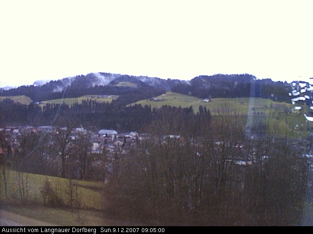 Webcam-Bild: Aussicht vom Dorfberg in Langnau 20071209-090500