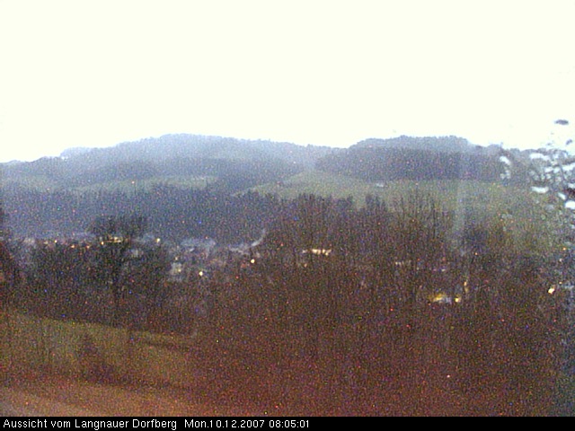 Webcam-Bild: Aussicht vom Dorfberg in Langnau 20071210-080500