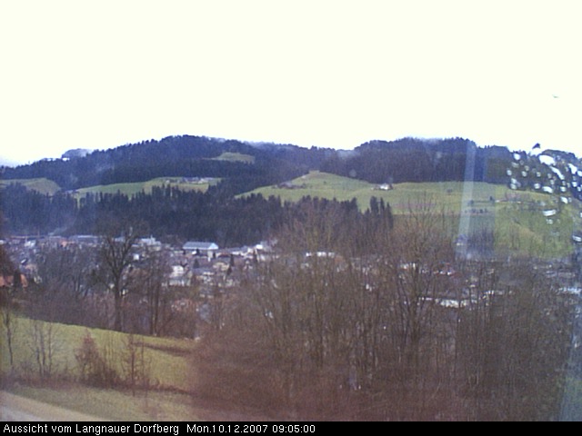 Webcam-Bild: Aussicht vom Dorfberg in Langnau 20071210-090500