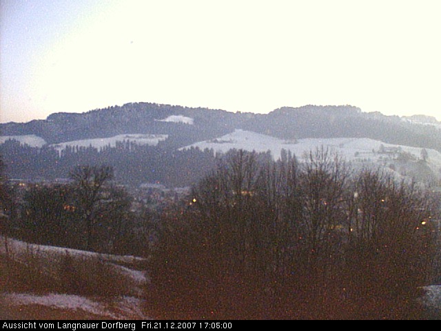 Webcam-Bild: Aussicht vom Dorfberg in Langnau 20071221-170500
