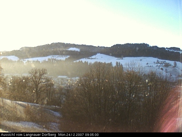 Webcam-Bild: Aussicht vom Dorfberg in Langnau 20071224-090500
