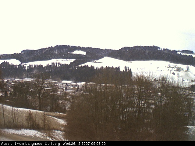 Webcam-Bild: Aussicht vom Dorfberg in Langnau 20071226-090500