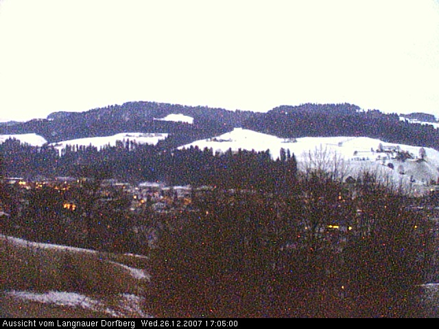 Webcam-Bild: Aussicht vom Dorfberg in Langnau 20071226-170500