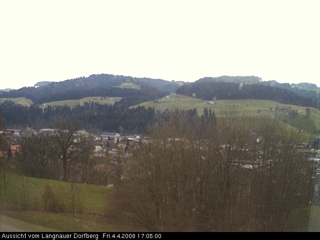 Webcam-Bild: Aussicht vom Dorfberg in Langnau 20080404-170500