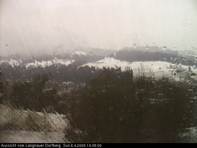 Webcam-Bild: Aussicht vom Dorfberg in Langnau 20080406-160500