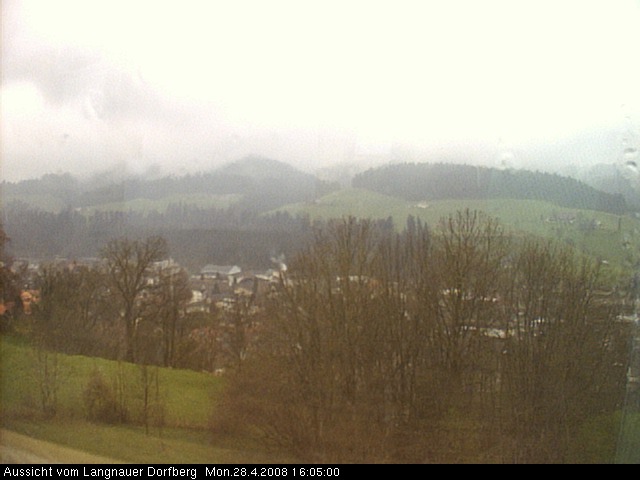Webcam-Bild: Aussicht vom Dorfberg in Langnau 20080428-160500