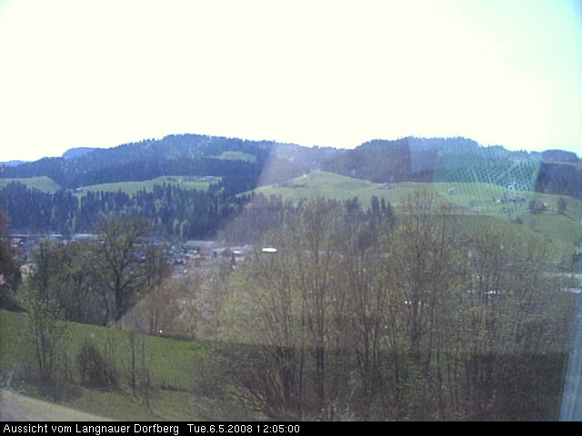 Webcam-Bild: Aussicht vom Dorfberg in Langnau 20080506-120500