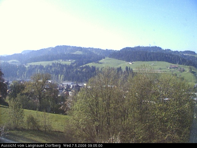 Webcam-Bild: Aussicht vom Dorfberg in Langnau 20080507-090500