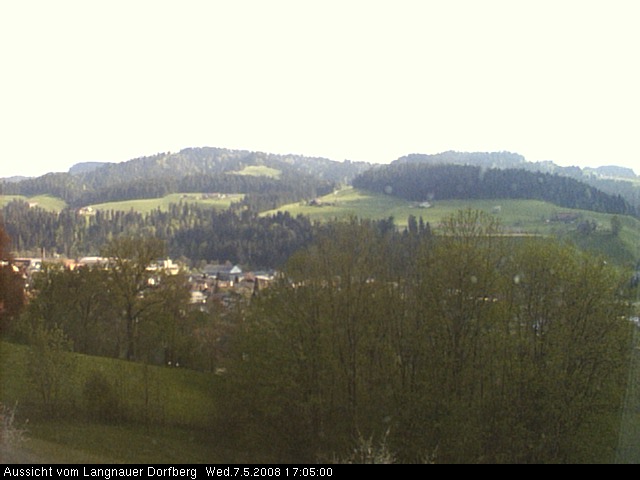 Webcam-Bild: Aussicht vom Dorfberg in Langnau 20080507-170500