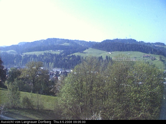 Webcam-Bild: Aussicht vom Dorfberg in Langnau 20080508-090500