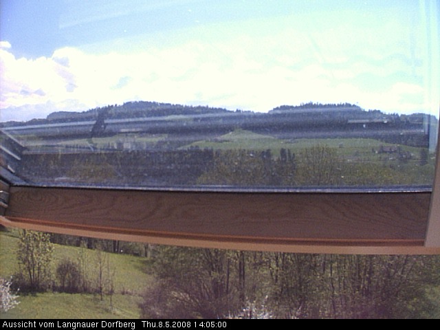 Webcam-Bild: Aussicht vom Dorfberg in Langnau 20080508-140500