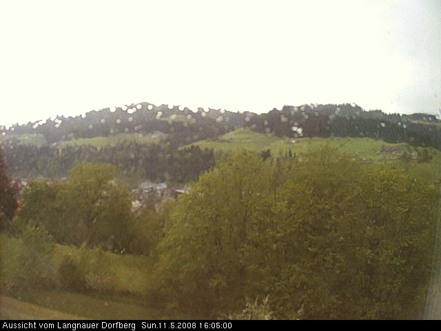 Webcam-Bild: Aussicht vom Dorfberg in Langnau 20080511-160500