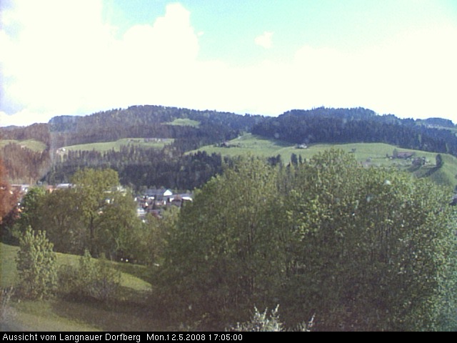 Webcam-Bild: Aussicht vom Dorfberg in Langnau 20080512-170500