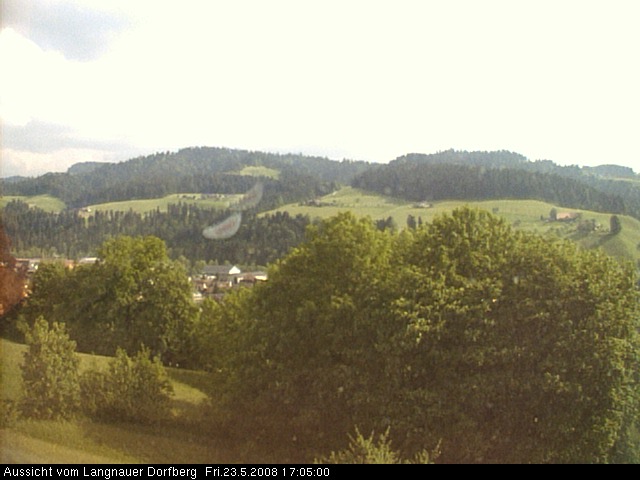 Webcam-Bild: Aussicht vom Dorfberg in Langnau 20080523-170500