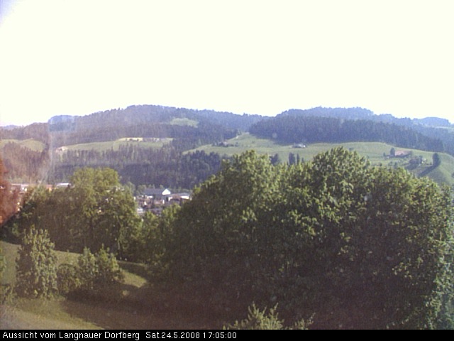 Webcam-Bild: Aussicht vom Dorfberg in Langnau 20080524-170500