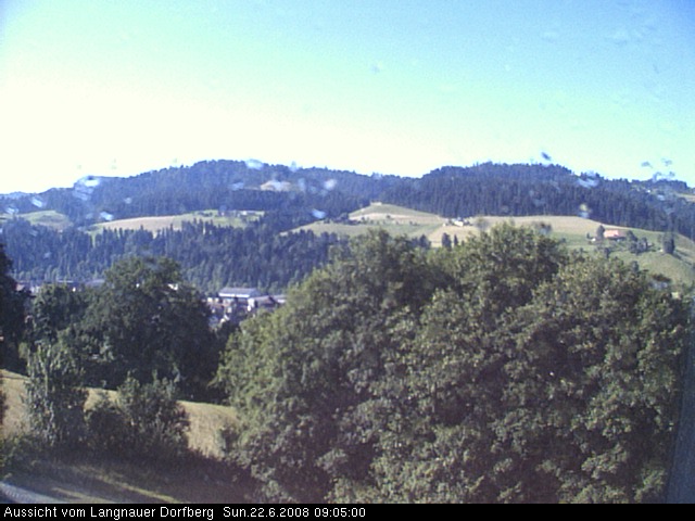 Webcam-Bild: Aussicht vom Dorfberg in Langnau 20080622-090500