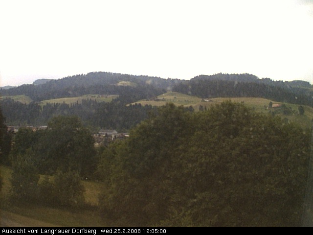 Webcam-Bild: Aussicht vom Dorfberg in Langnau 20080625-160500