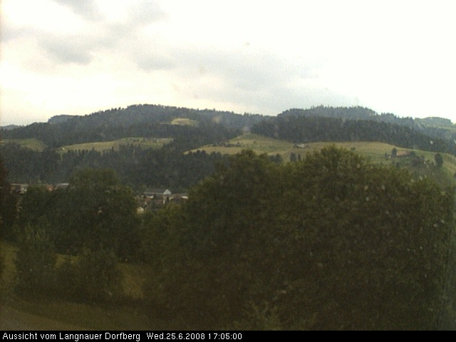 Webcam-Bild: Aussicht vom Dorfberg in Langnau 20080625-170500