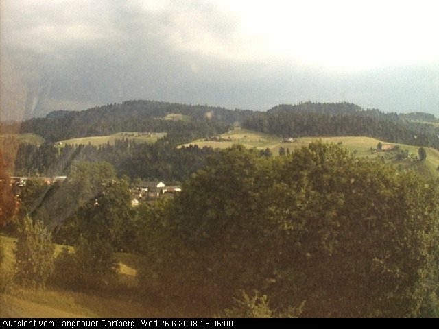 Webcam-Bild: Aussicht vom Dorfberg in Langnau 20080625-180500