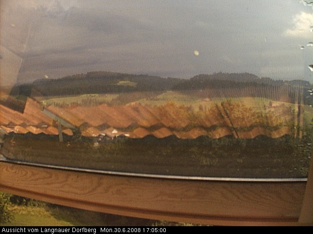 Webcam-Bild: Aussicht vom Dorfberg in Langnau 20080630-170500