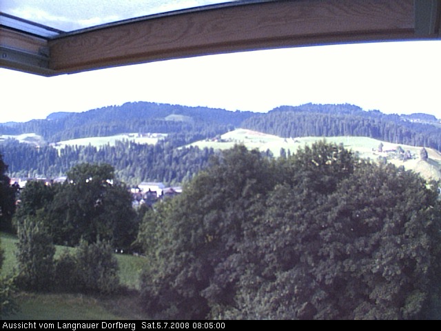 Webcam-Bild: Aussicht vom Dorfberg in Langnau 20080705-080500
