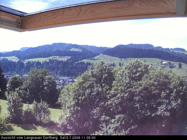 Webcam-Bild: Aussicht vom Dorfberg in Langnau 20080705-110500