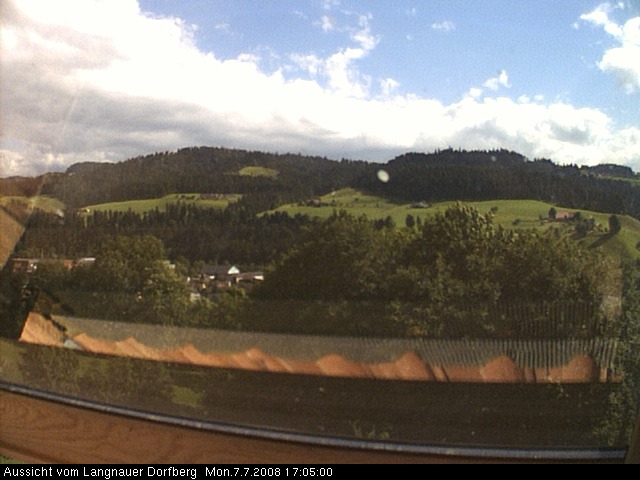 Webcam-Bild: Aussicht vom Dorfberg in Langnau 20080707-170500