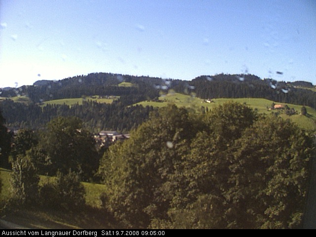 Webcam-Bild: Aussicht vom Dorfberg in Langnau 20080719-090500