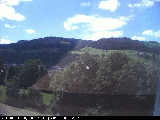 Webcam-Bild: Aussicht vom Dorfberg in Langnau 20080803-120500