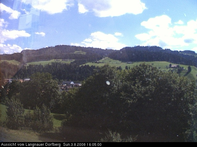 Webcam-Bild: Aussicht vom Dorfberg in Langnau 20080803-160500
