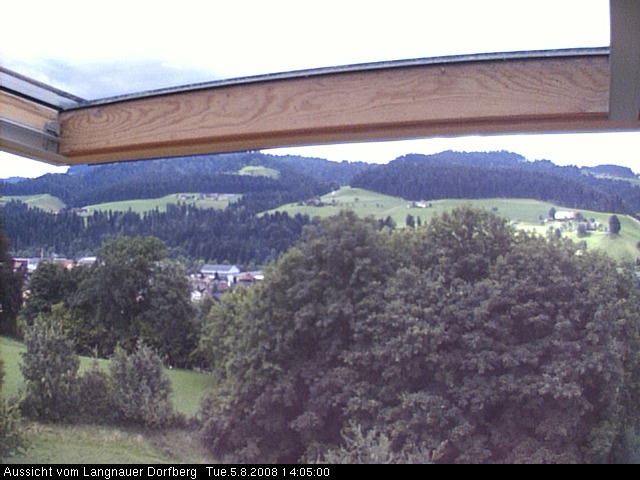 Webcam-Bild: Aussicht vom Dorfberg in Langnau 20080805-140500