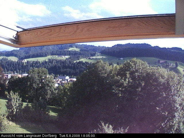 Webcam-Bild: Aussicht vom Dorfberg in Langnau 20080805-180500