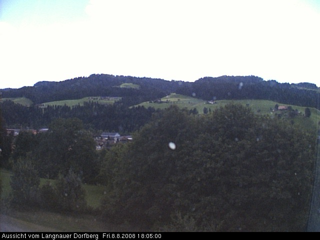 Webcam-Bild: Aussicht vom Dorfberg in Langnau 20080808-180500